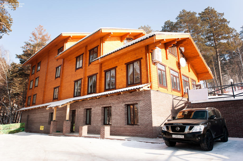 Hotel Shale Novokuznetsk Exterior photo